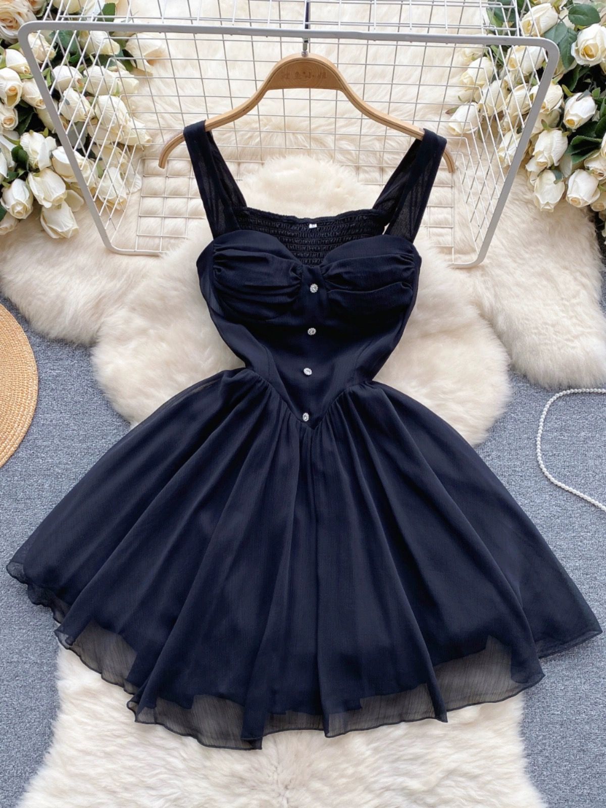 Living for me dress CD906 image