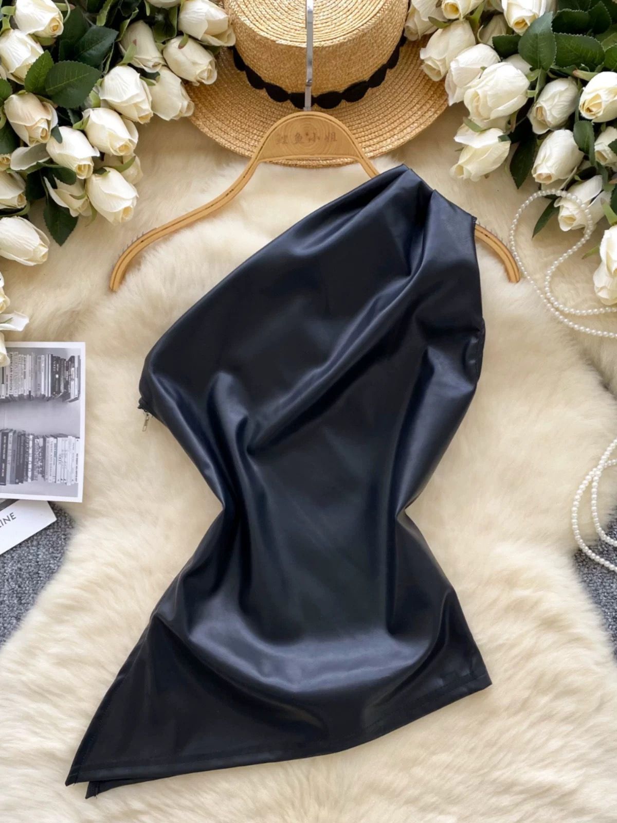 Queen of the palace top CTO776 image