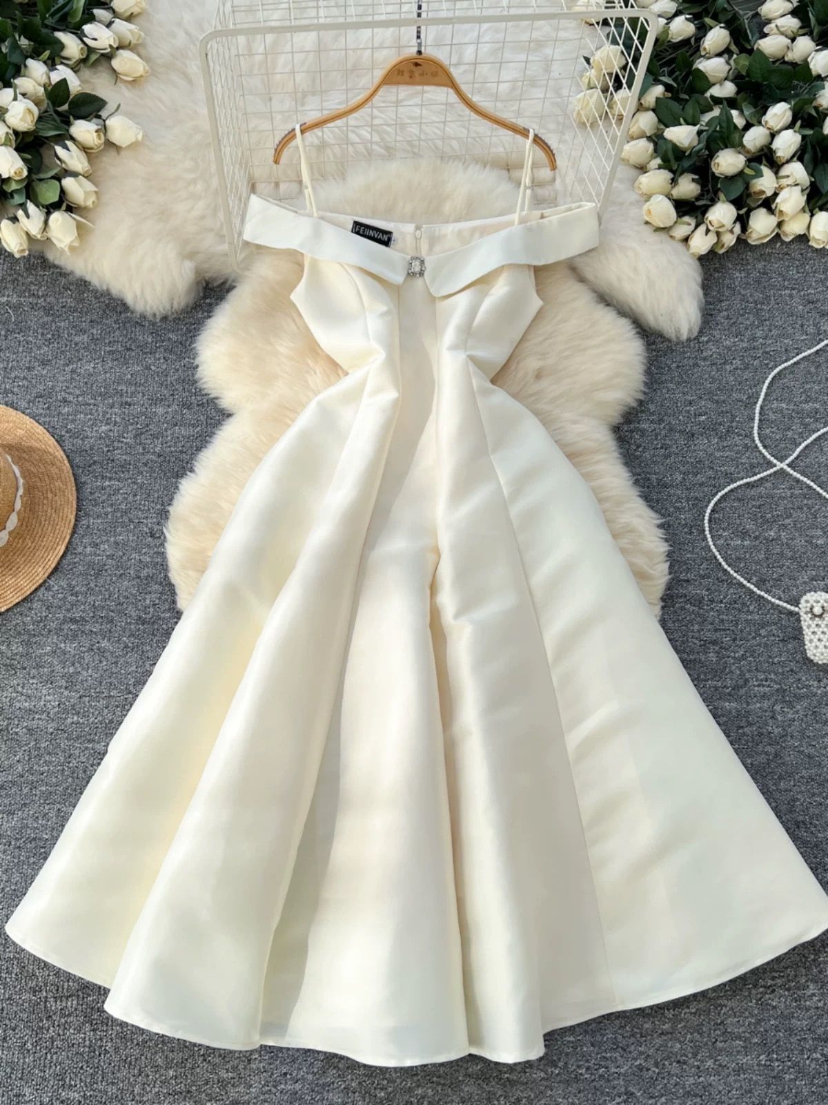 Won’t be late dress FD666 image