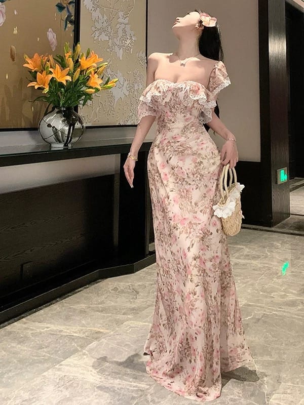 Princess material dress CD335 image