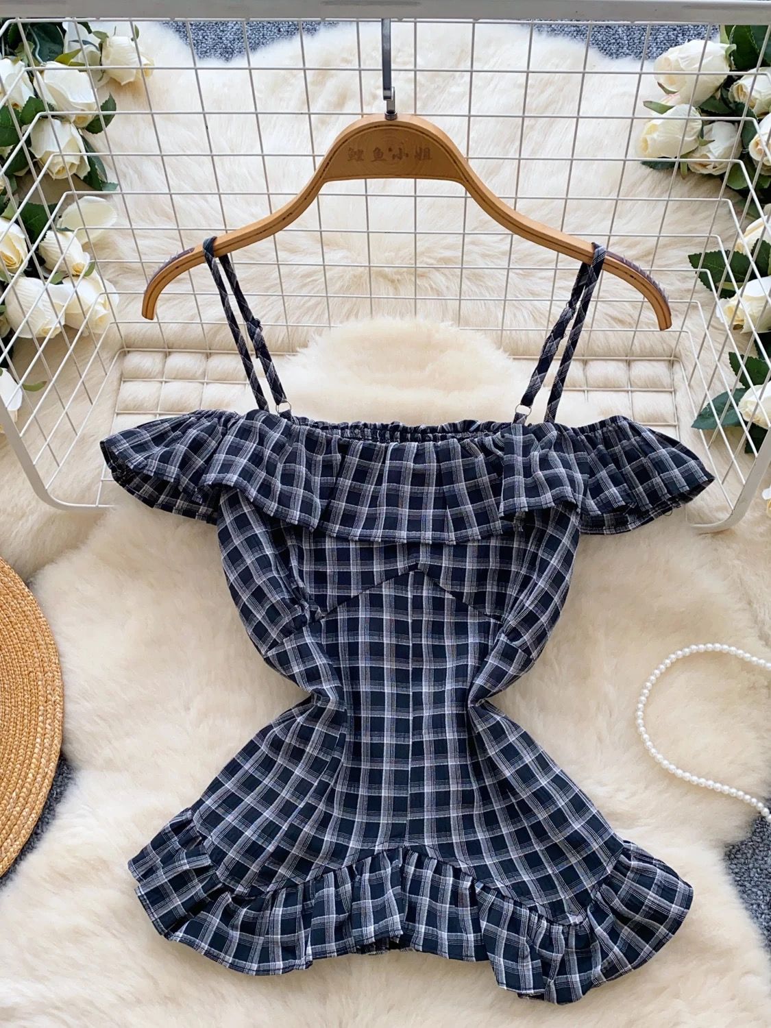 Cocktail hour top CTO916 image