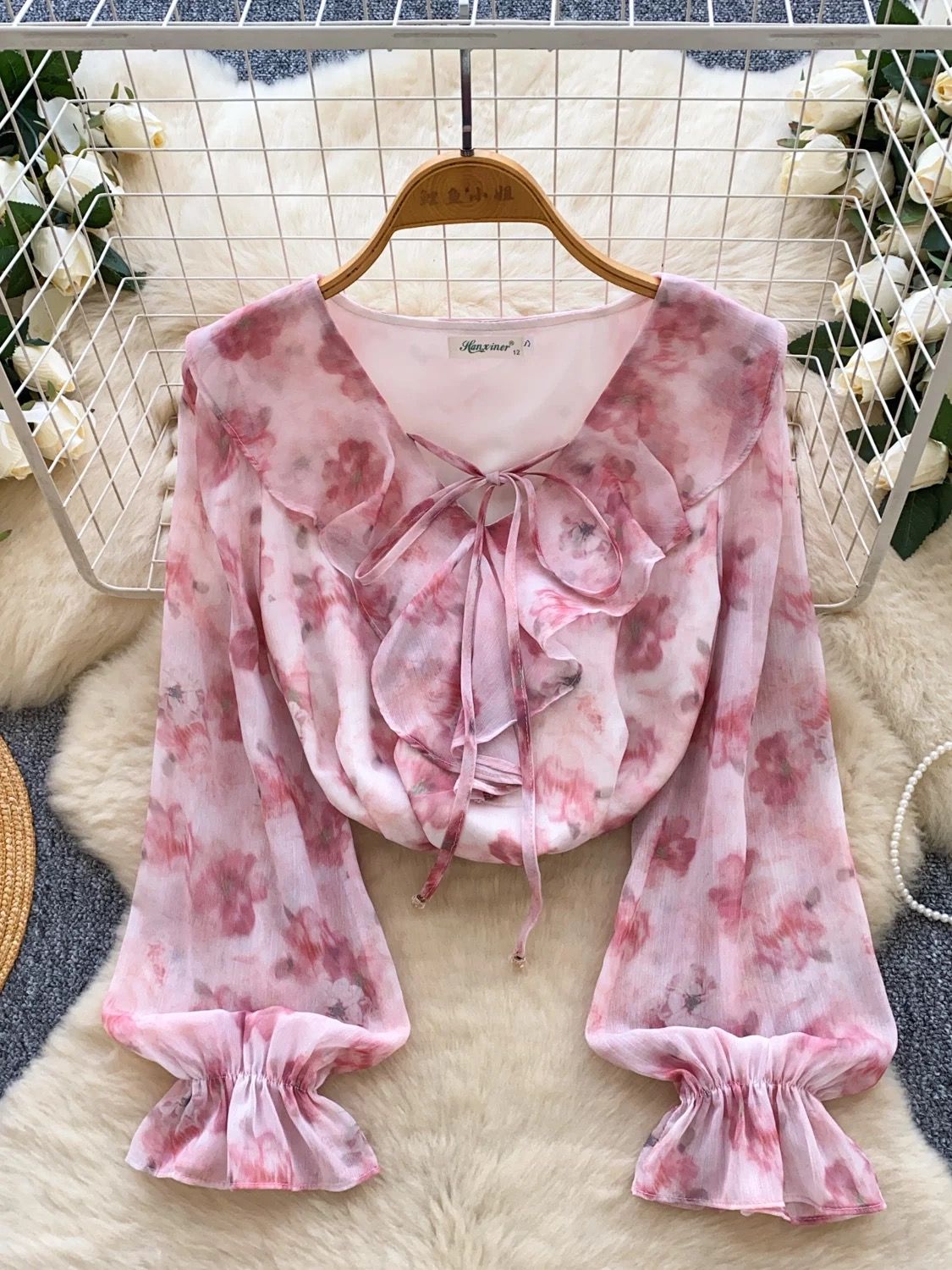 A necessity blouse BE462 image