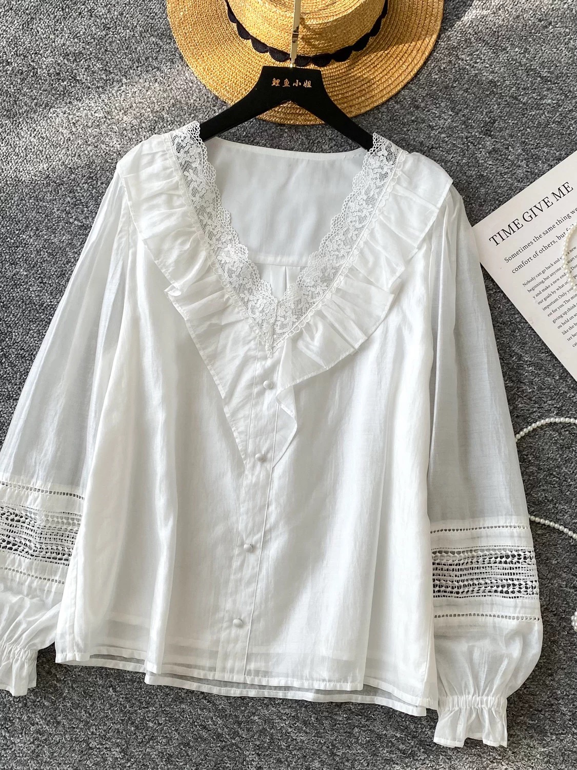 Charlie’s dream blouse BE465 image