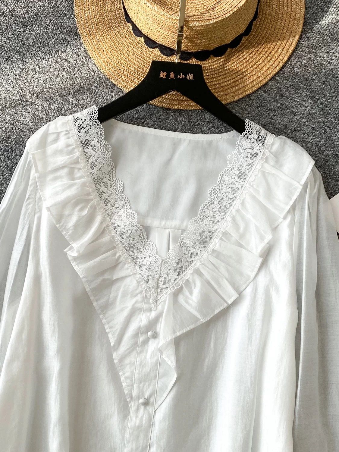 Charlie’s dream blouse BE465 image