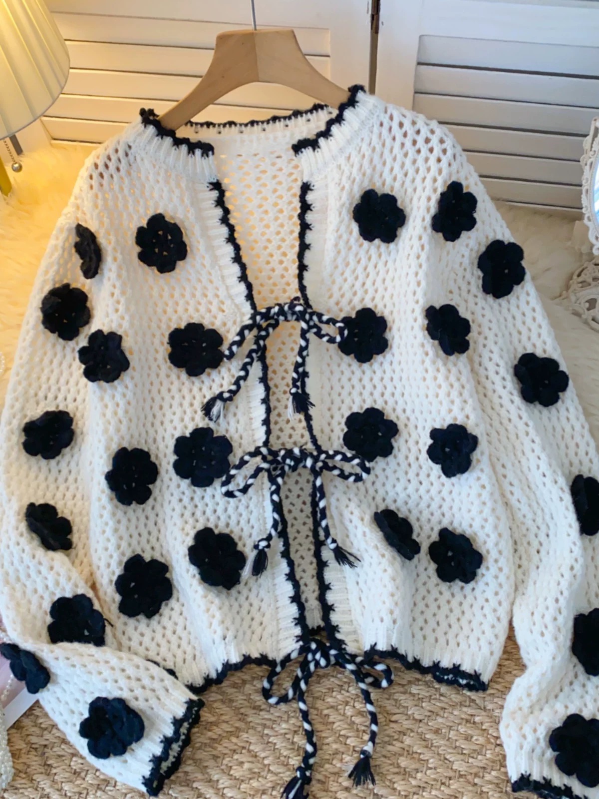 Fashionably cruel sweater KS116
