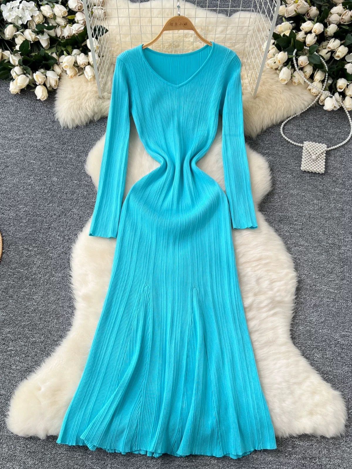 Writing on the wall dress KD343 image