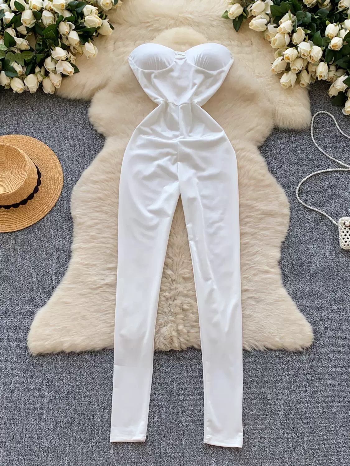 Don’t be shy jumpsuit CJS139