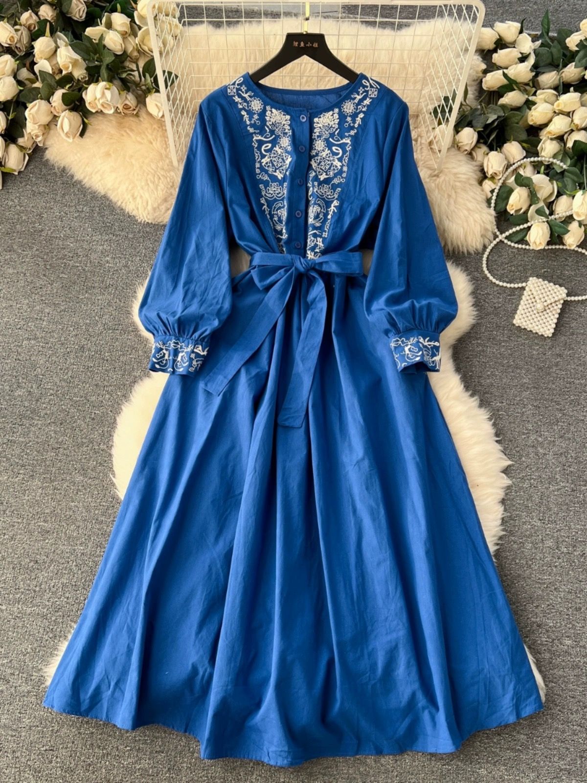 Heart of the city dress CD1315 image