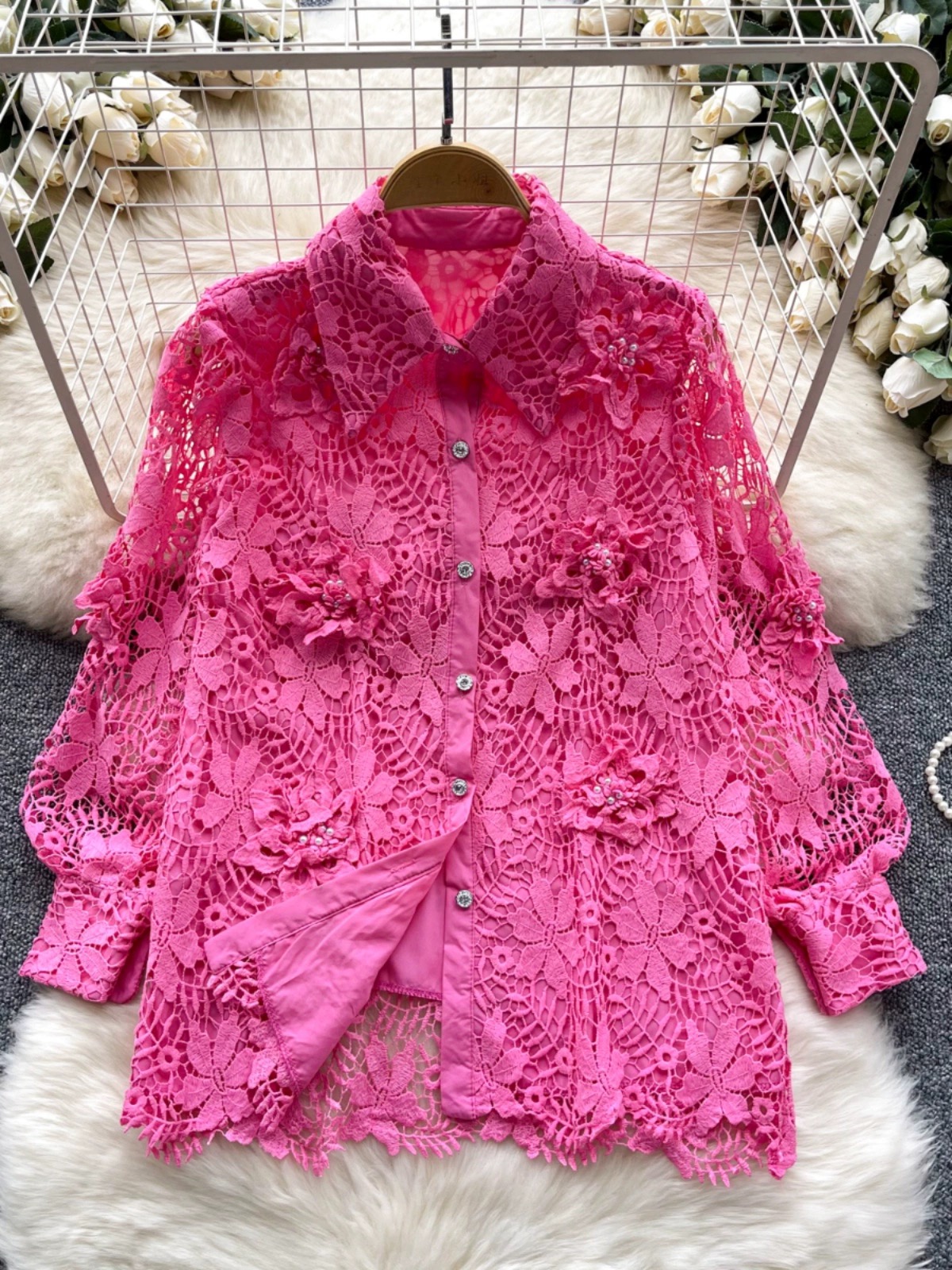 Getting into it lace blouse BE435