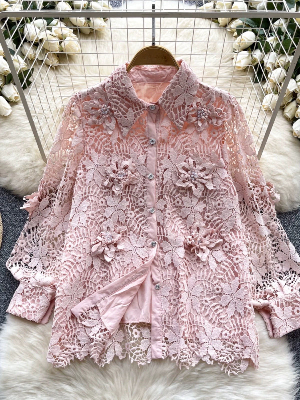 Getting into it lace blouse BE435 image