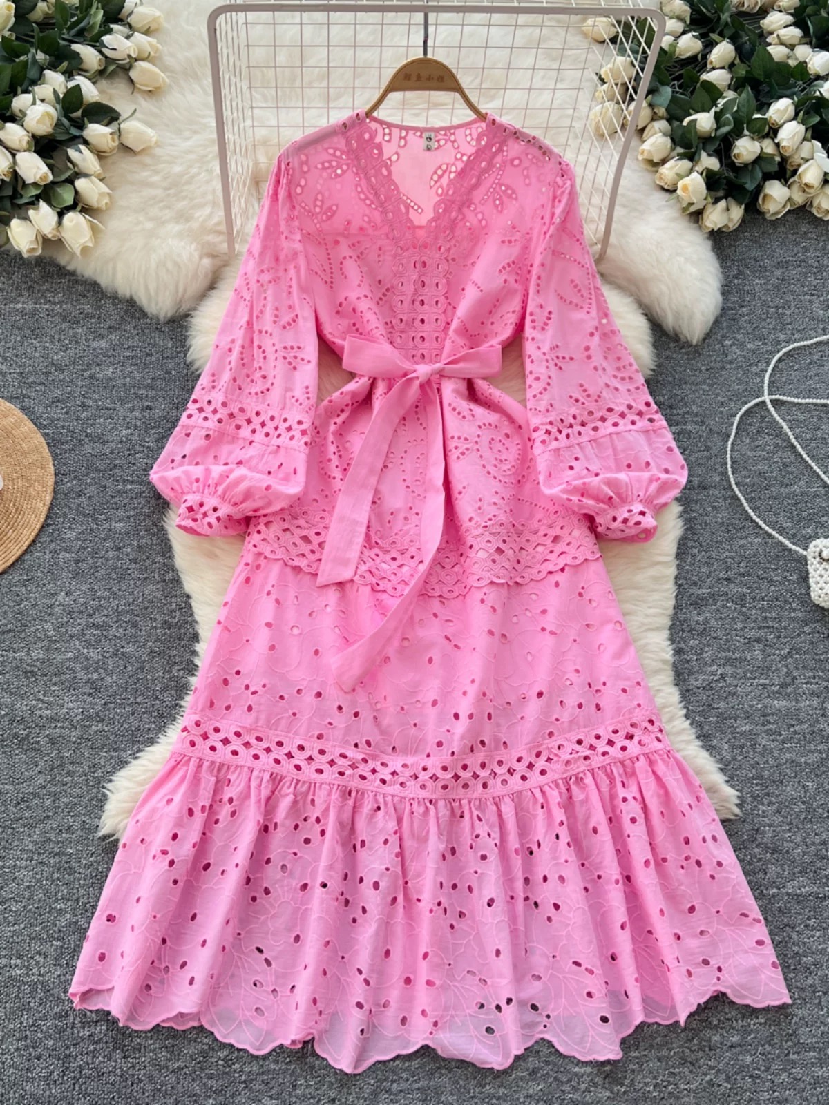 Your fav date lace dress CD945