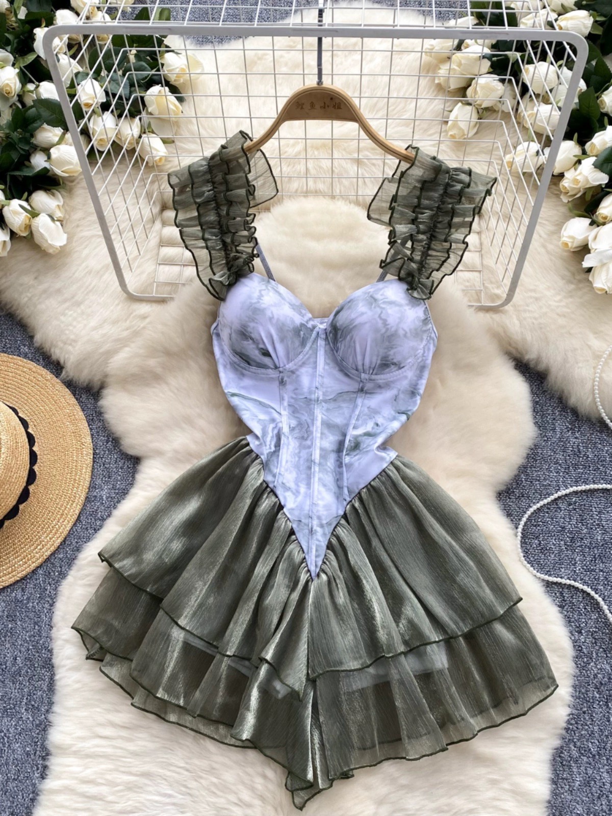 Collecting files dress FD943