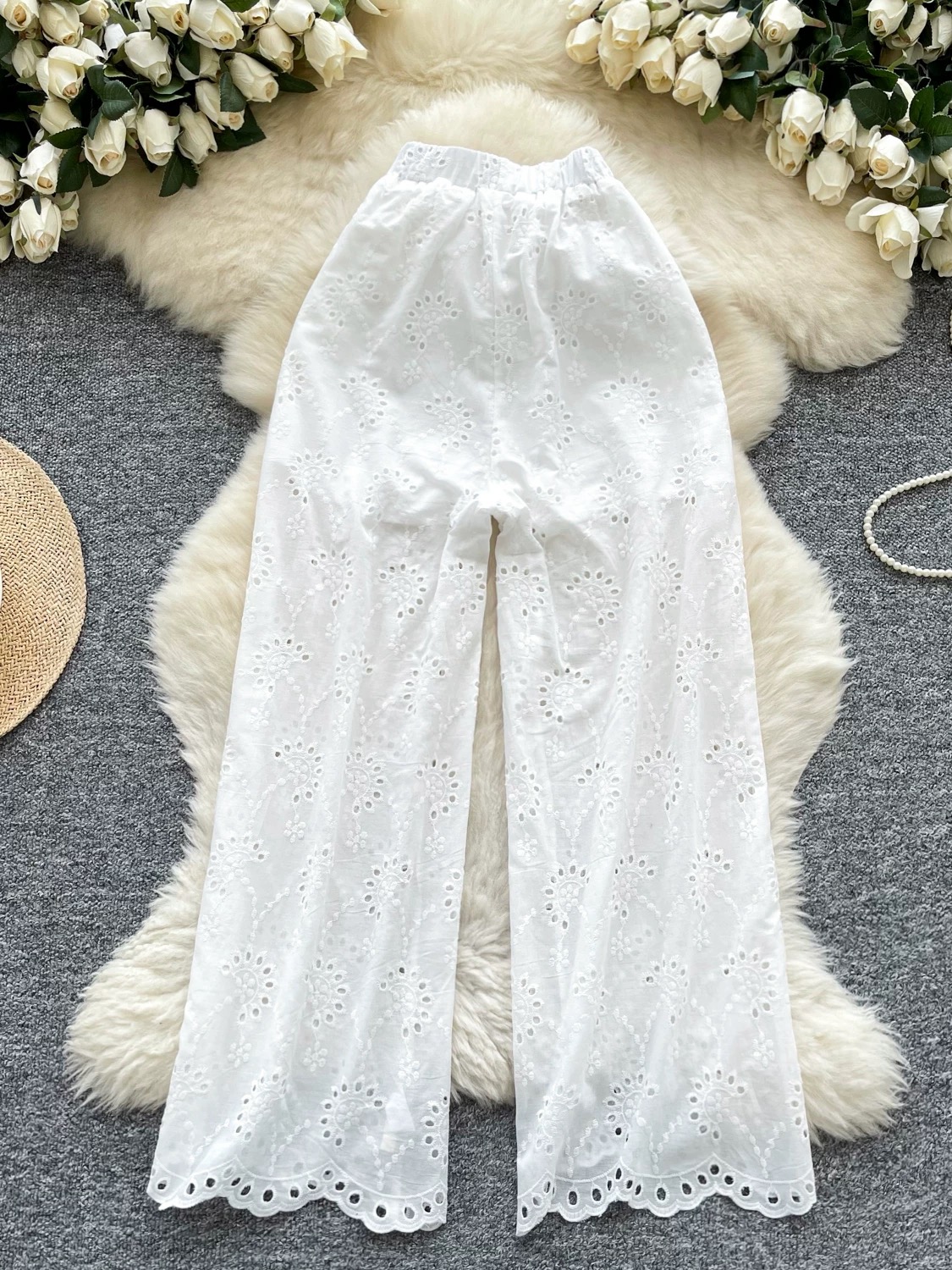 Trust a few lace pants CP85 image