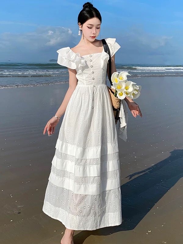 Weekend traveler lace dress CD289