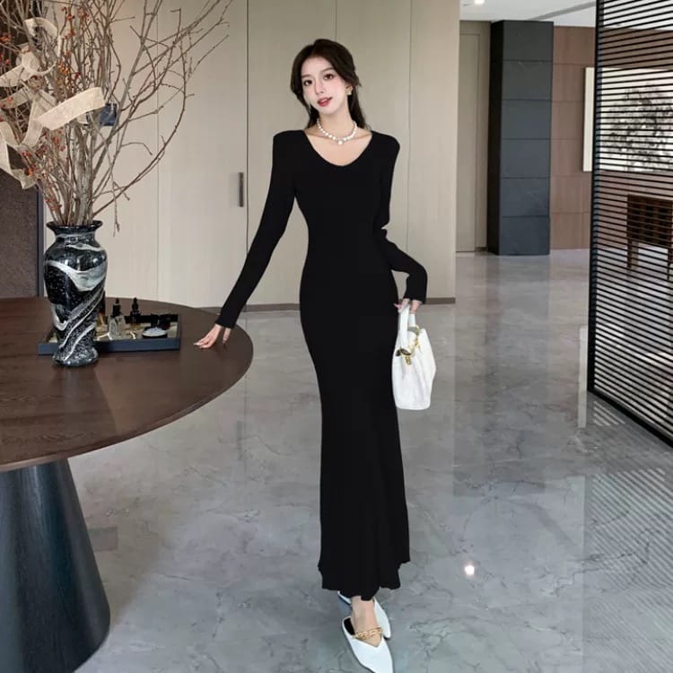 Writing on the wall dress KD343 image