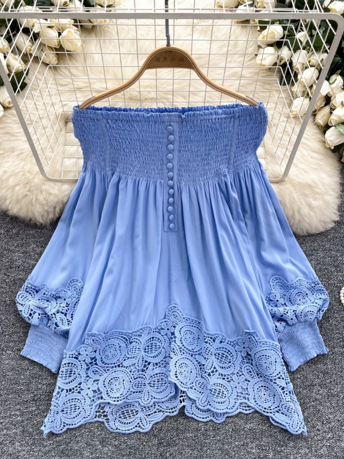Stepping up ruched blouse BE436