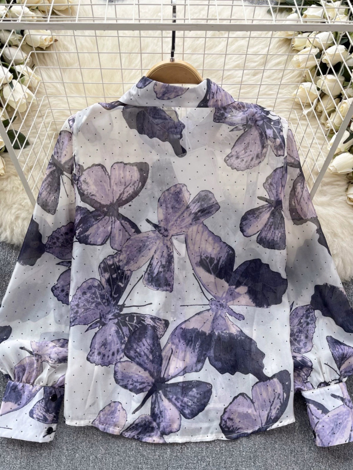 Love at first sight blouse BE414 image