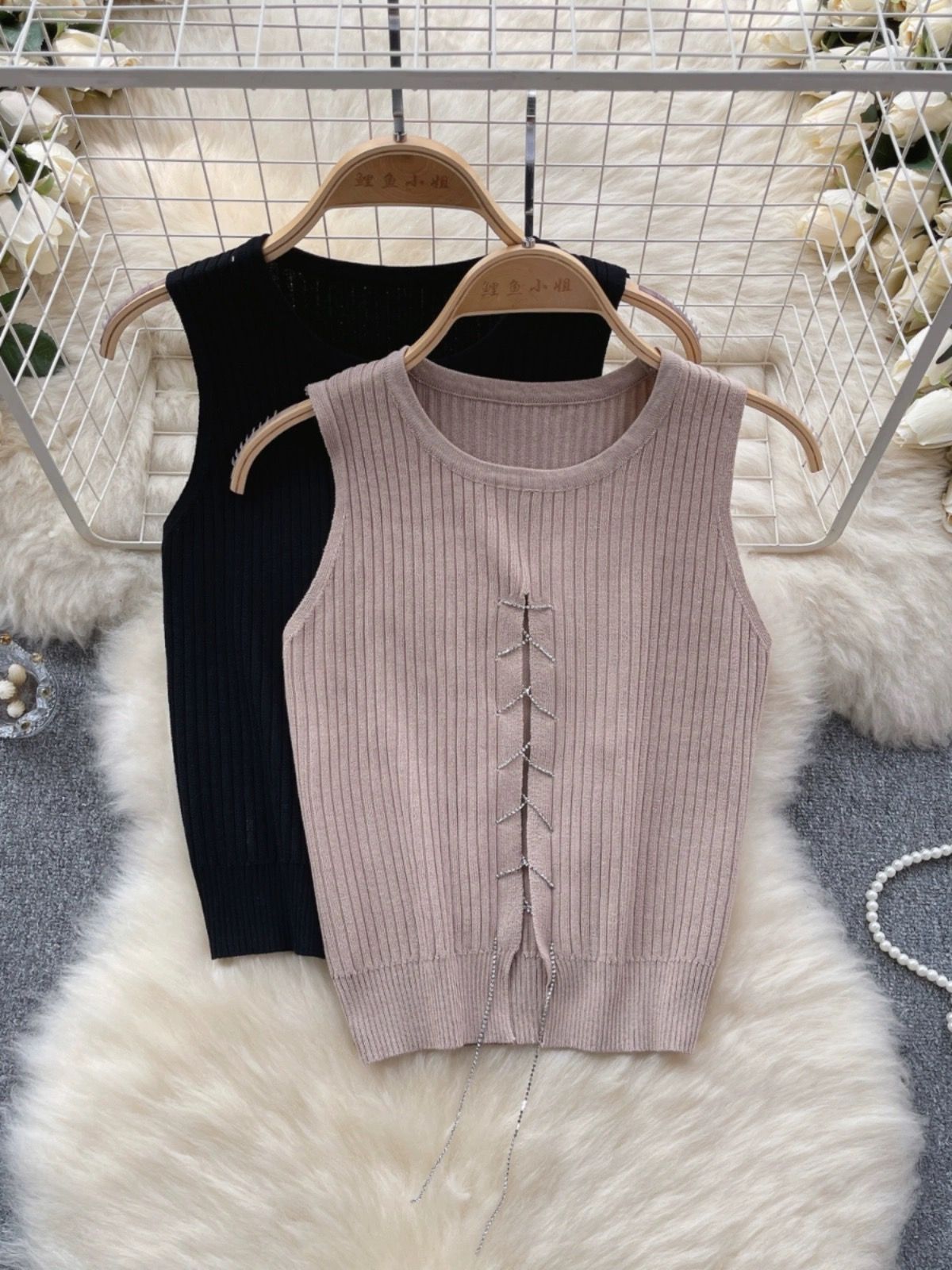 See you later love top KTO107 image