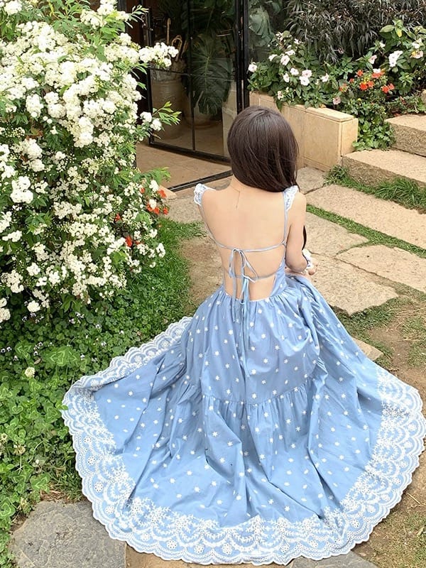 Champagne kisses dress CD617 image