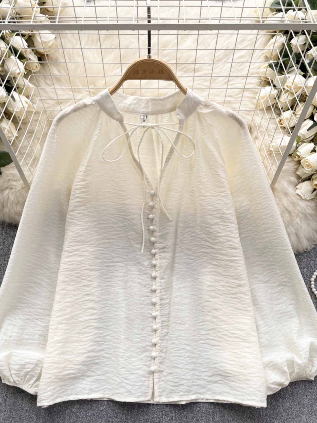 Can’t let you go blouse BE420 image