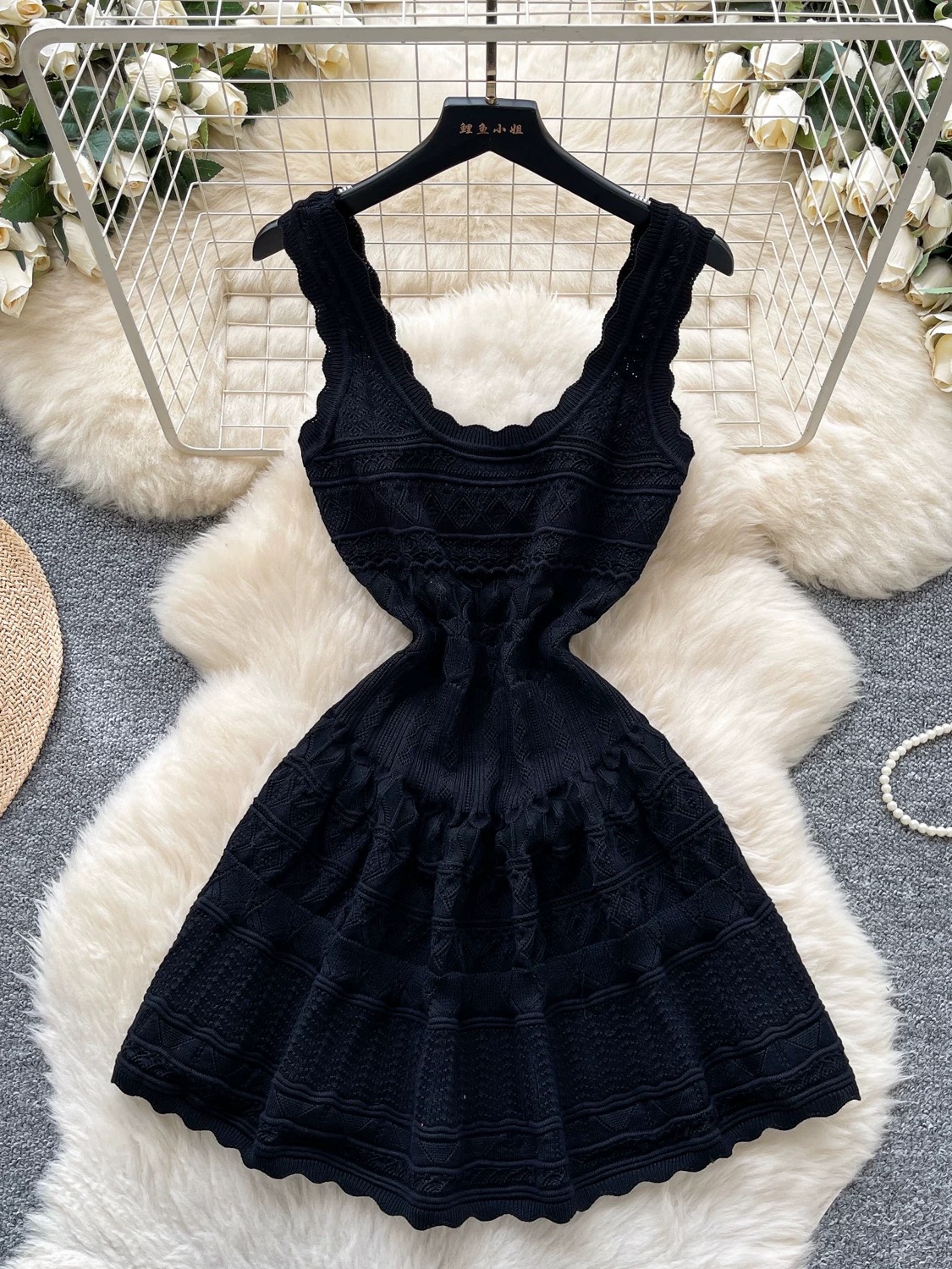 Making an entrance dress KD259 image