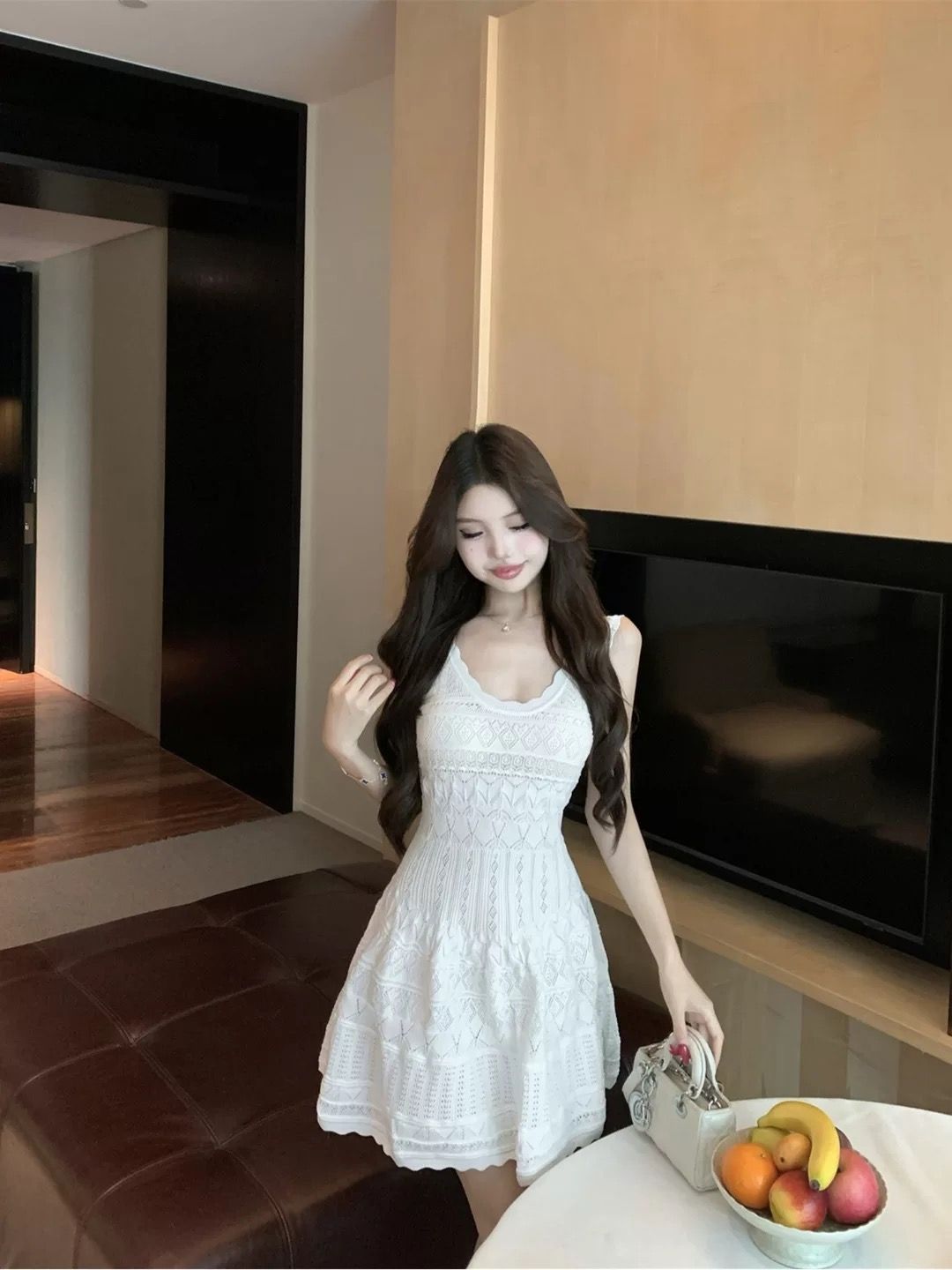 Making an entrance dress KD259 image