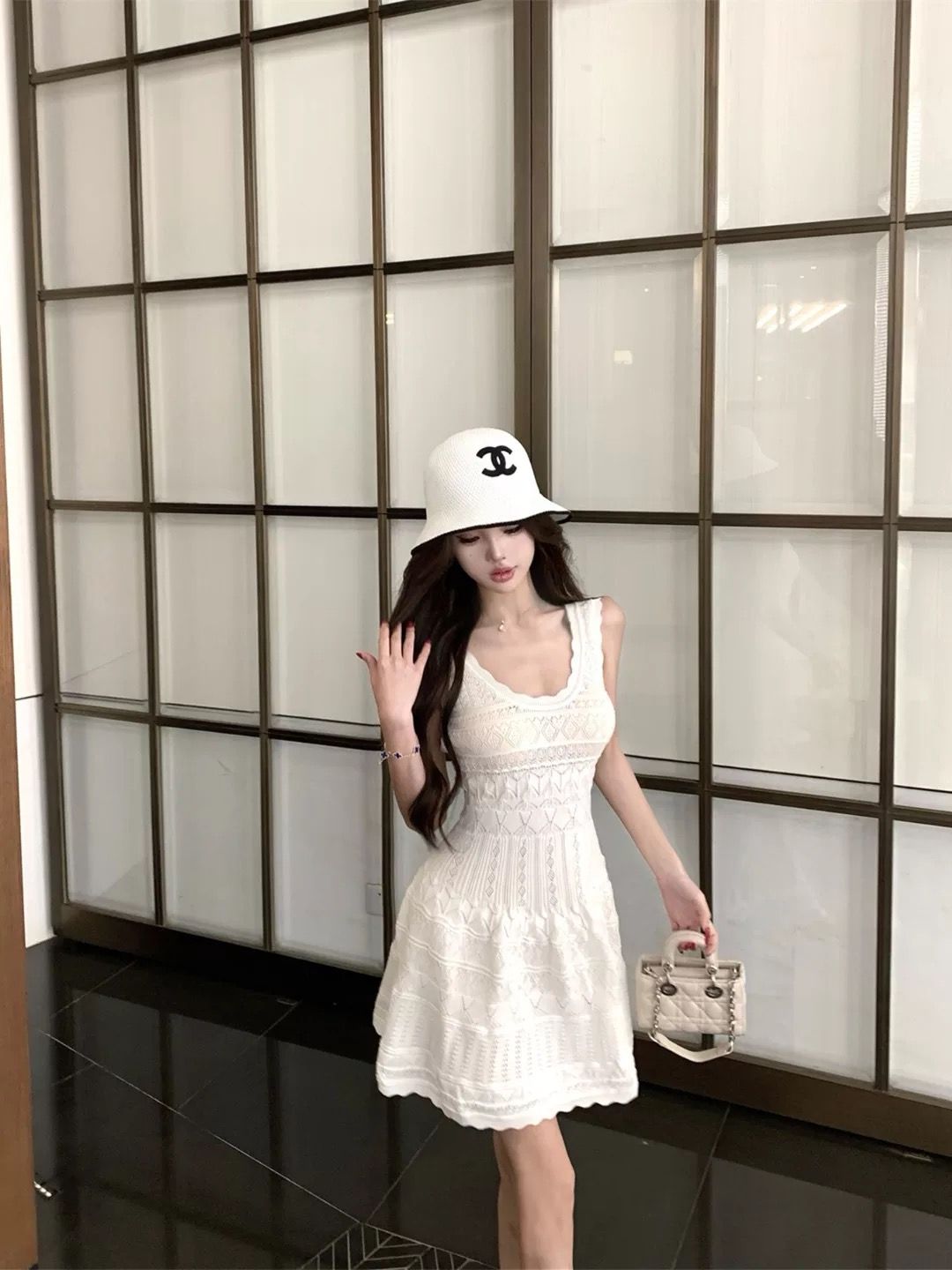 Making an entrance dress KD259 image