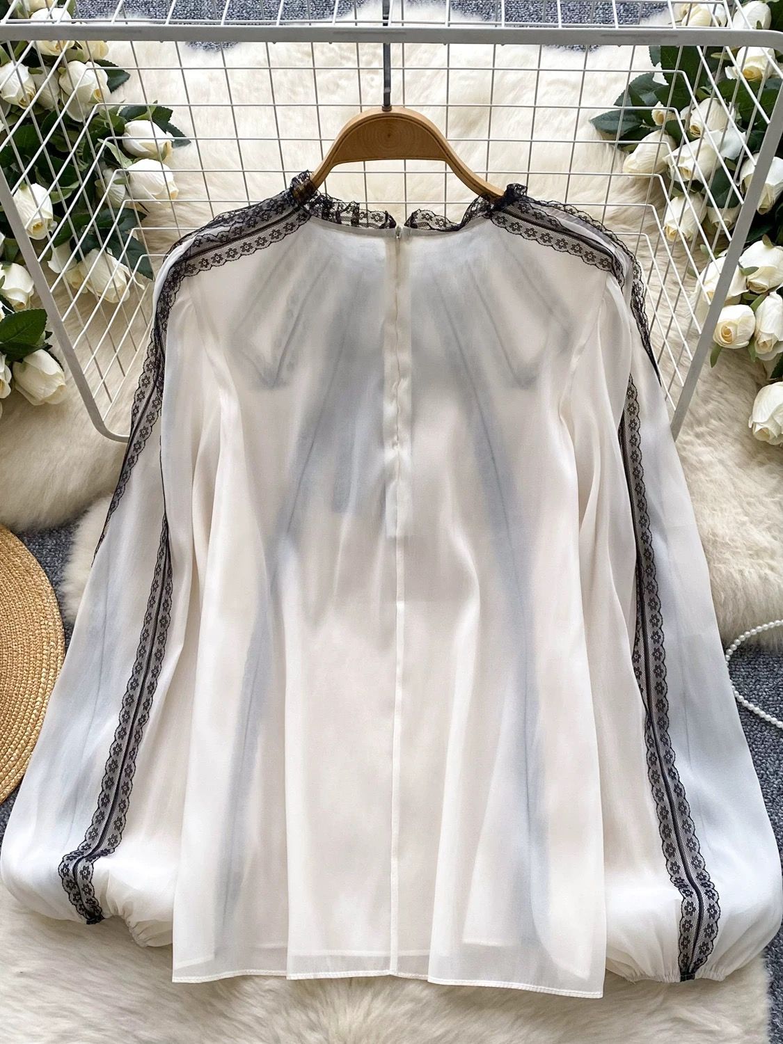 Always glamorous blouse BE368 image