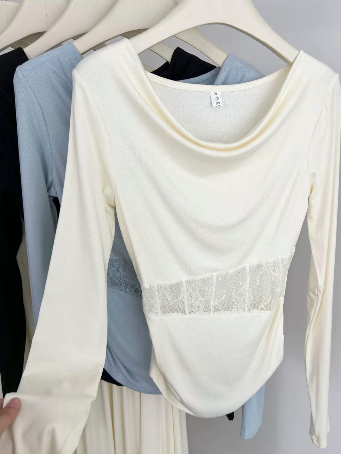 Turn heads set CTP695 image