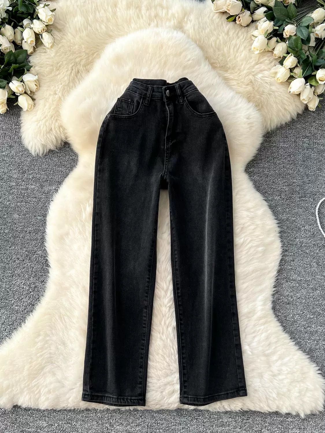 Always in a party mode Capri short jeans JN117 image