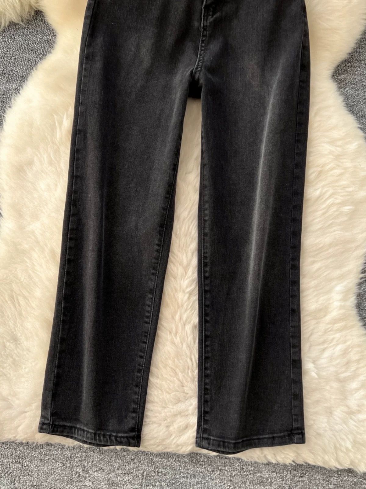 Always in a party mode Capri short jeans JN117 image