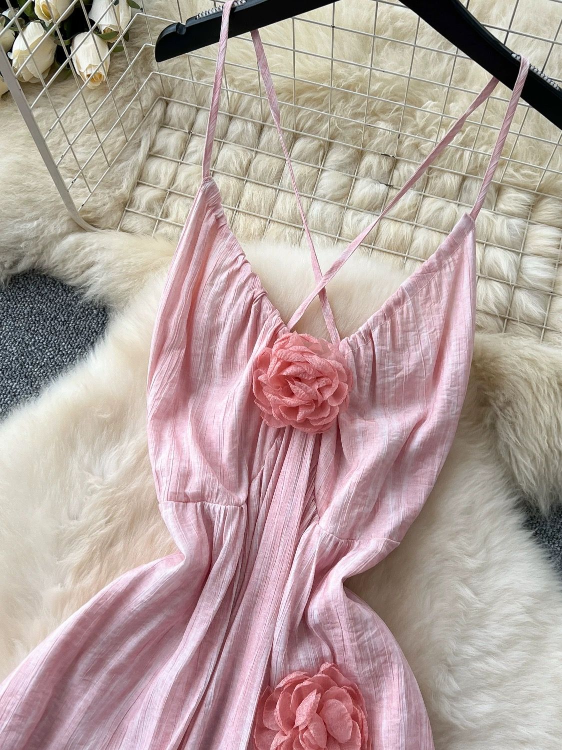 What lies underneath dress CD1070 image