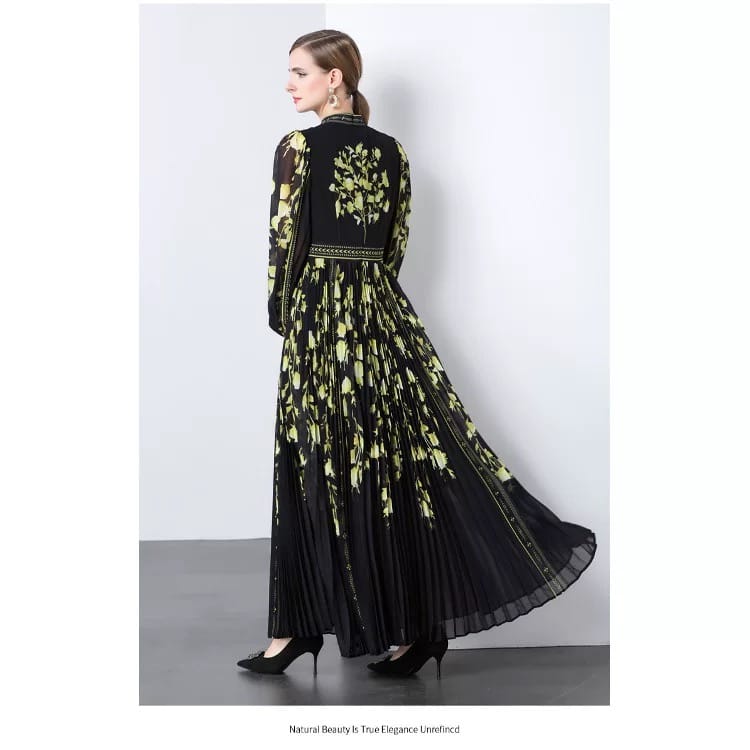 Uncomplicated two tone dress CD247 image