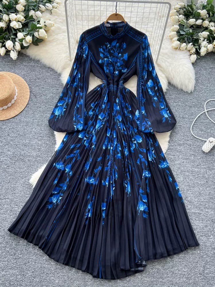 Uncomplicated two tone dress CD247 image