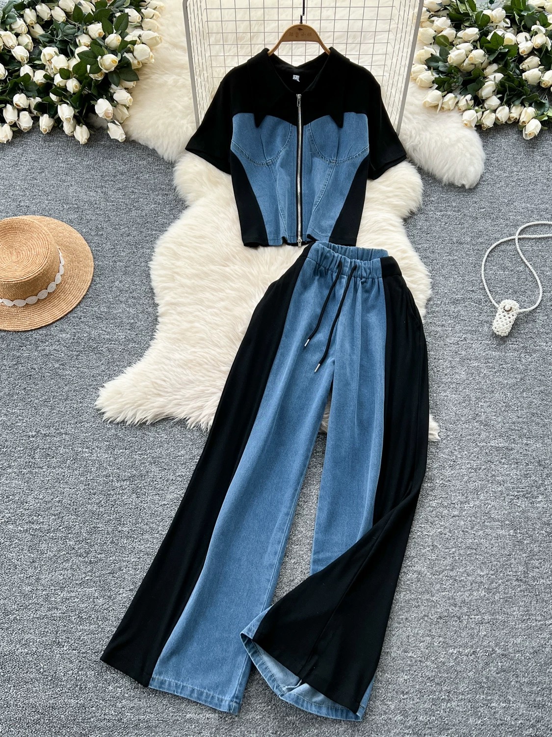 An iconic look set DTP196 image