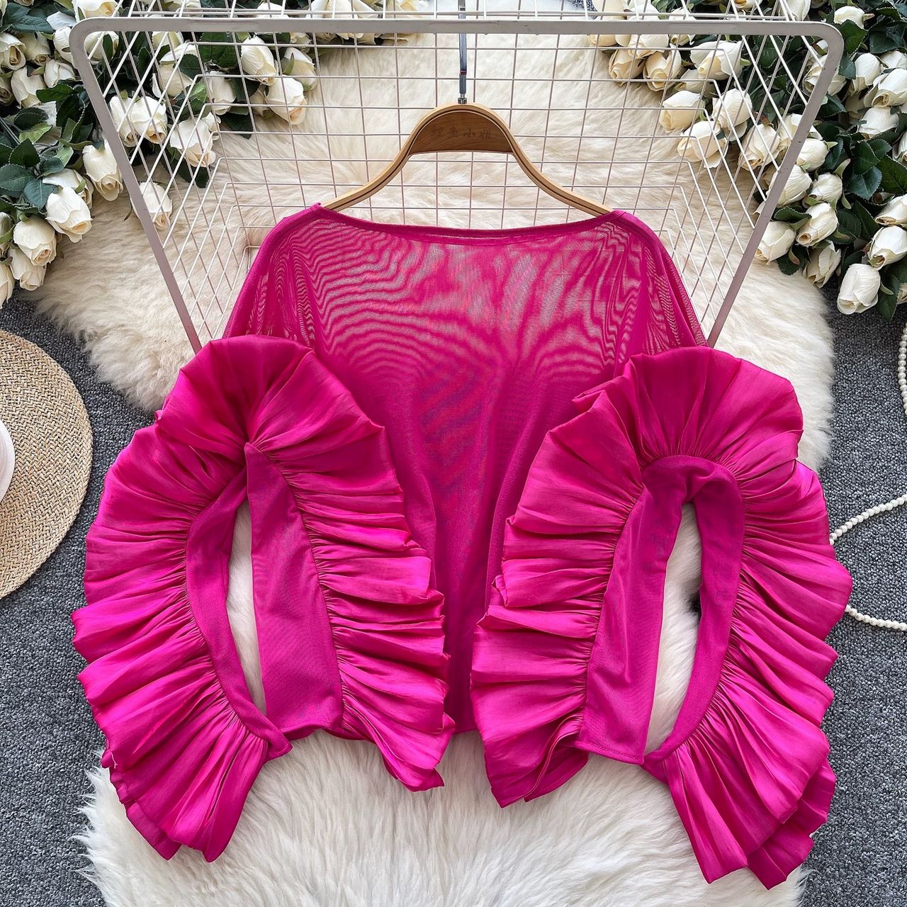 Weekend activity top FTO198 image