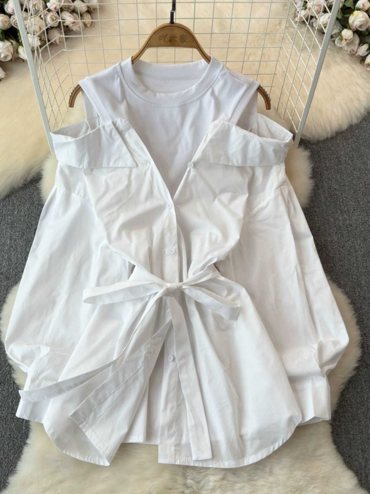 Wine by the fireplace top CTO313 image