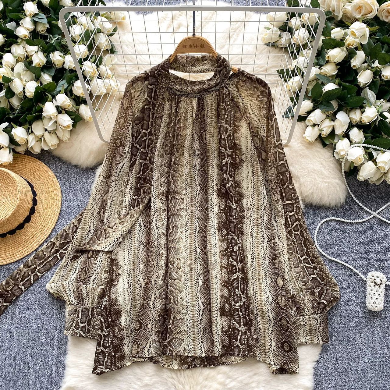 A new life blouse BE340 image
