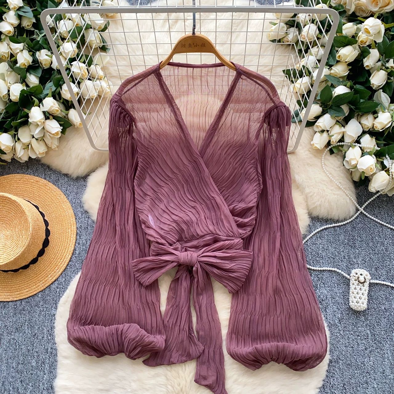 No strings attached top CTO945 image