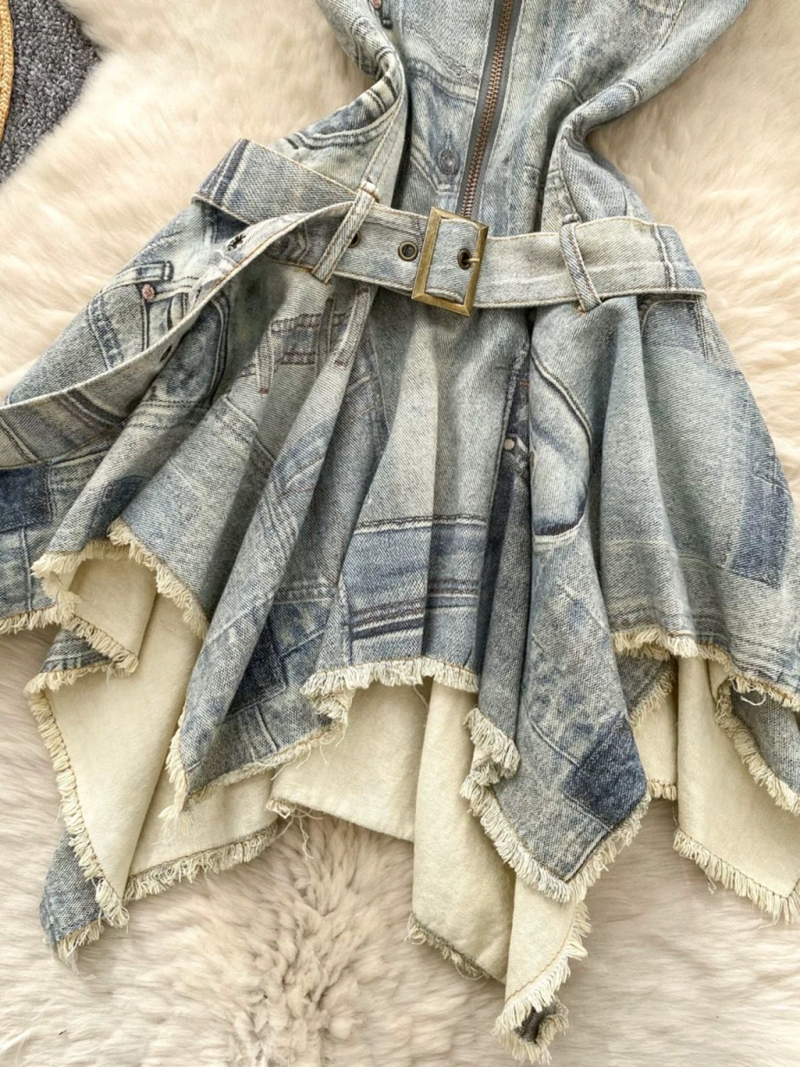 Gleaming nights dress DD38 image