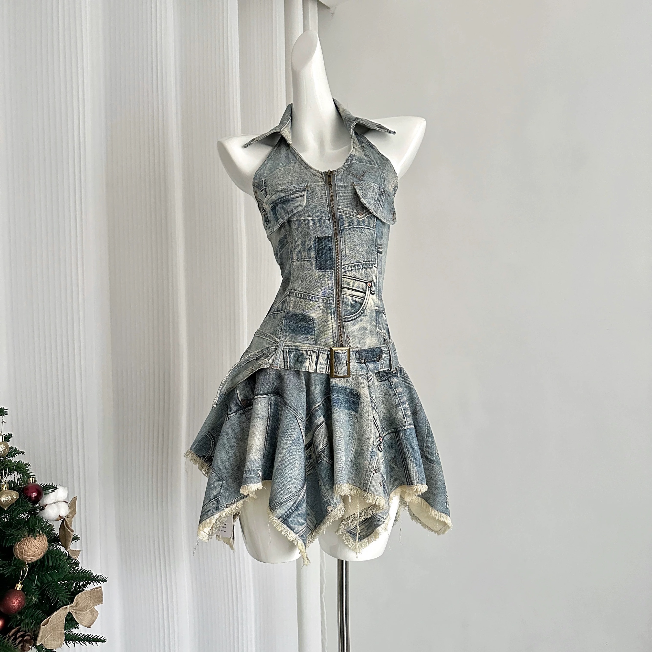 Gleaming nights dress DD38 image
