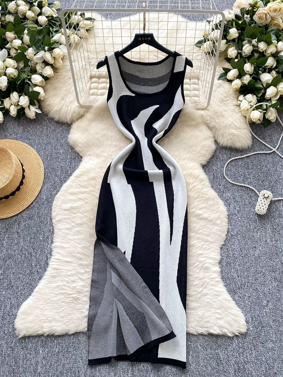 Cherry bomb knitted Dress KBC165 image