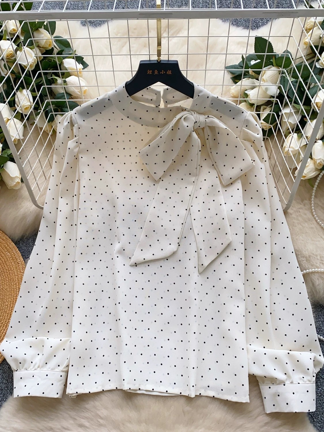 Show you the world blouse BE364 image
