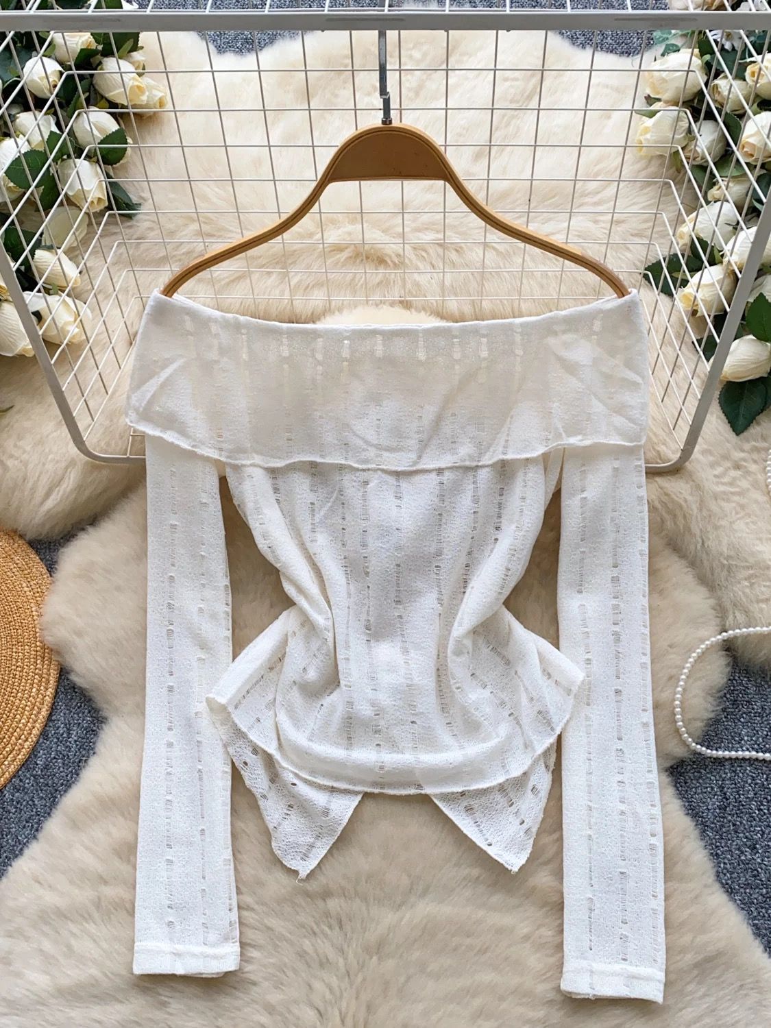 Fuzzy feeling top CTO949 image