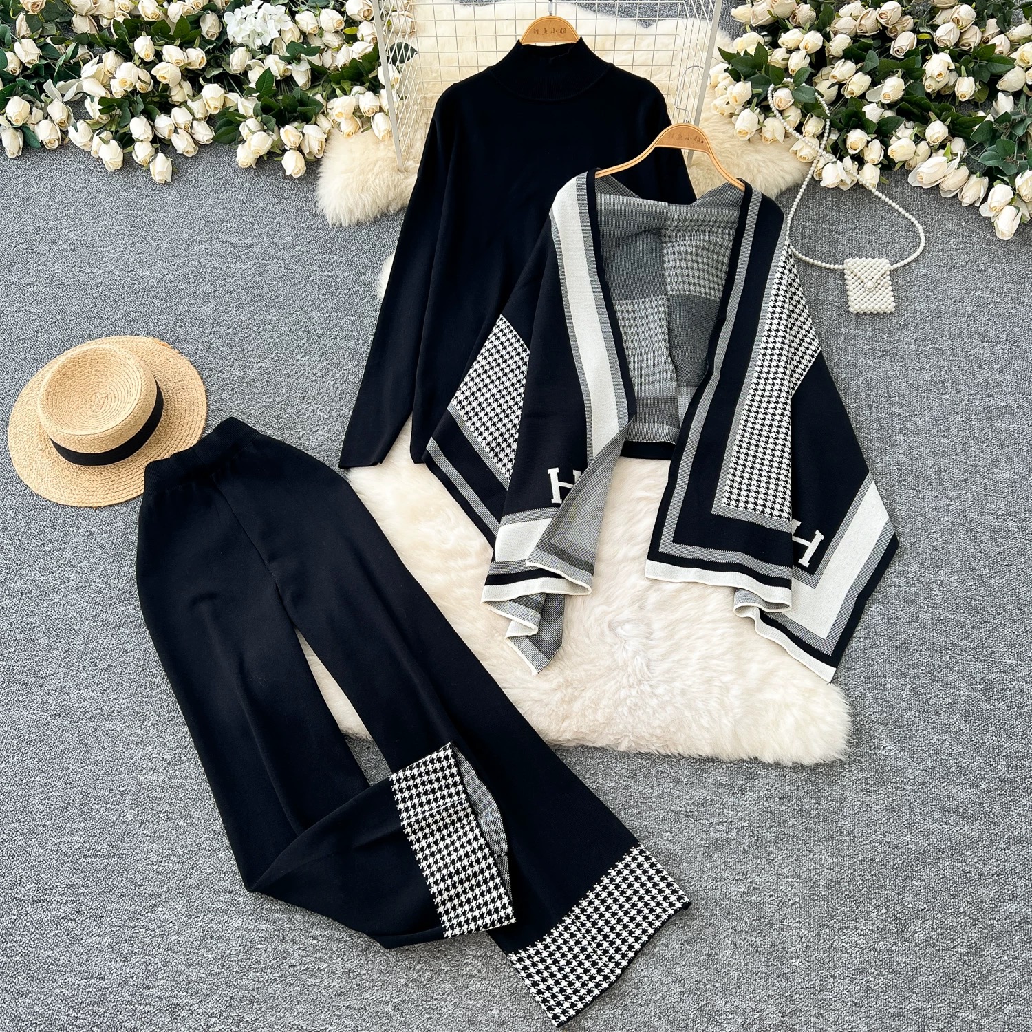 Maura Hermes set STP175 image