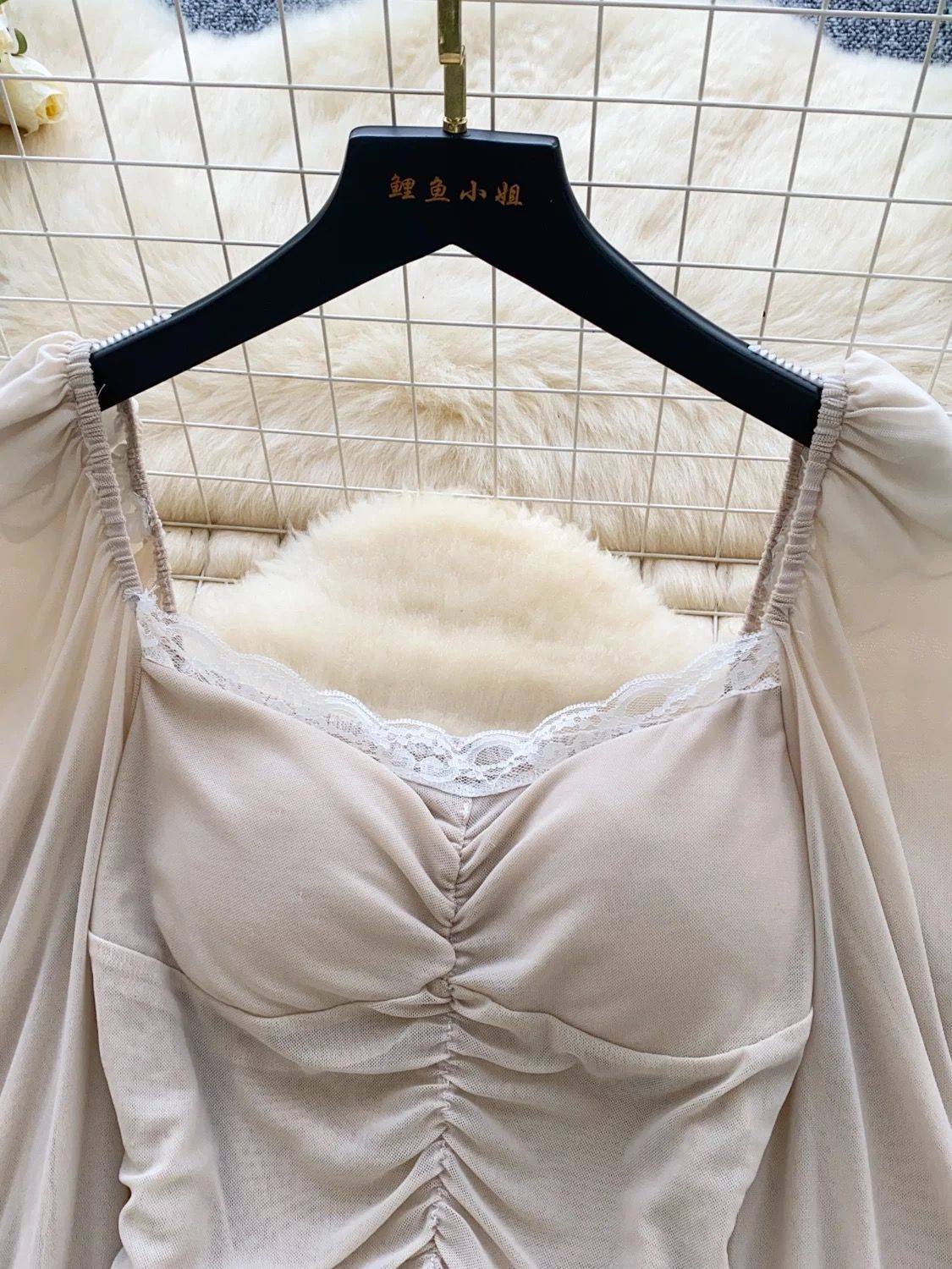 Pretty girls like casual top CTO811 image