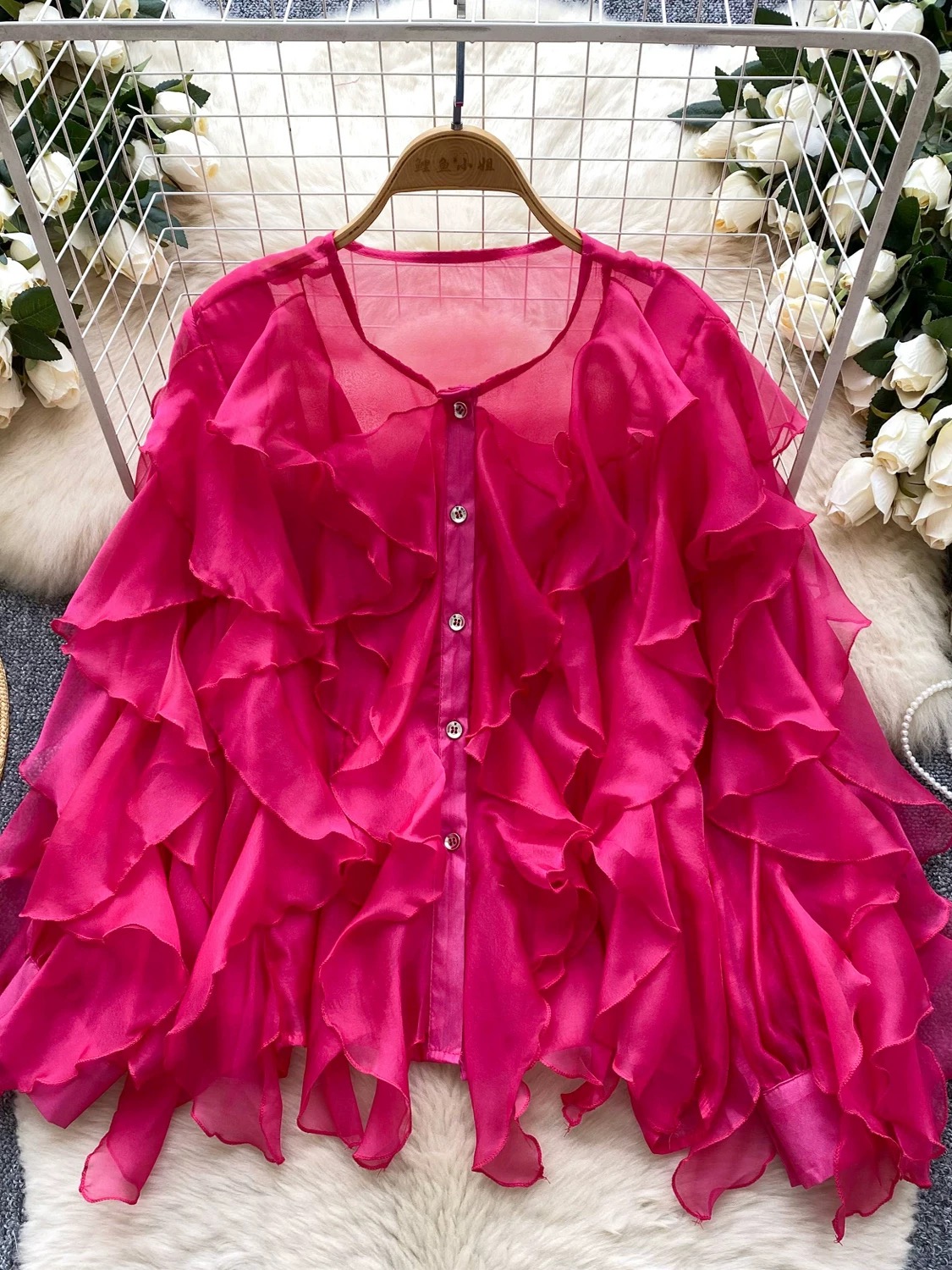 A hot babe blouse BE370