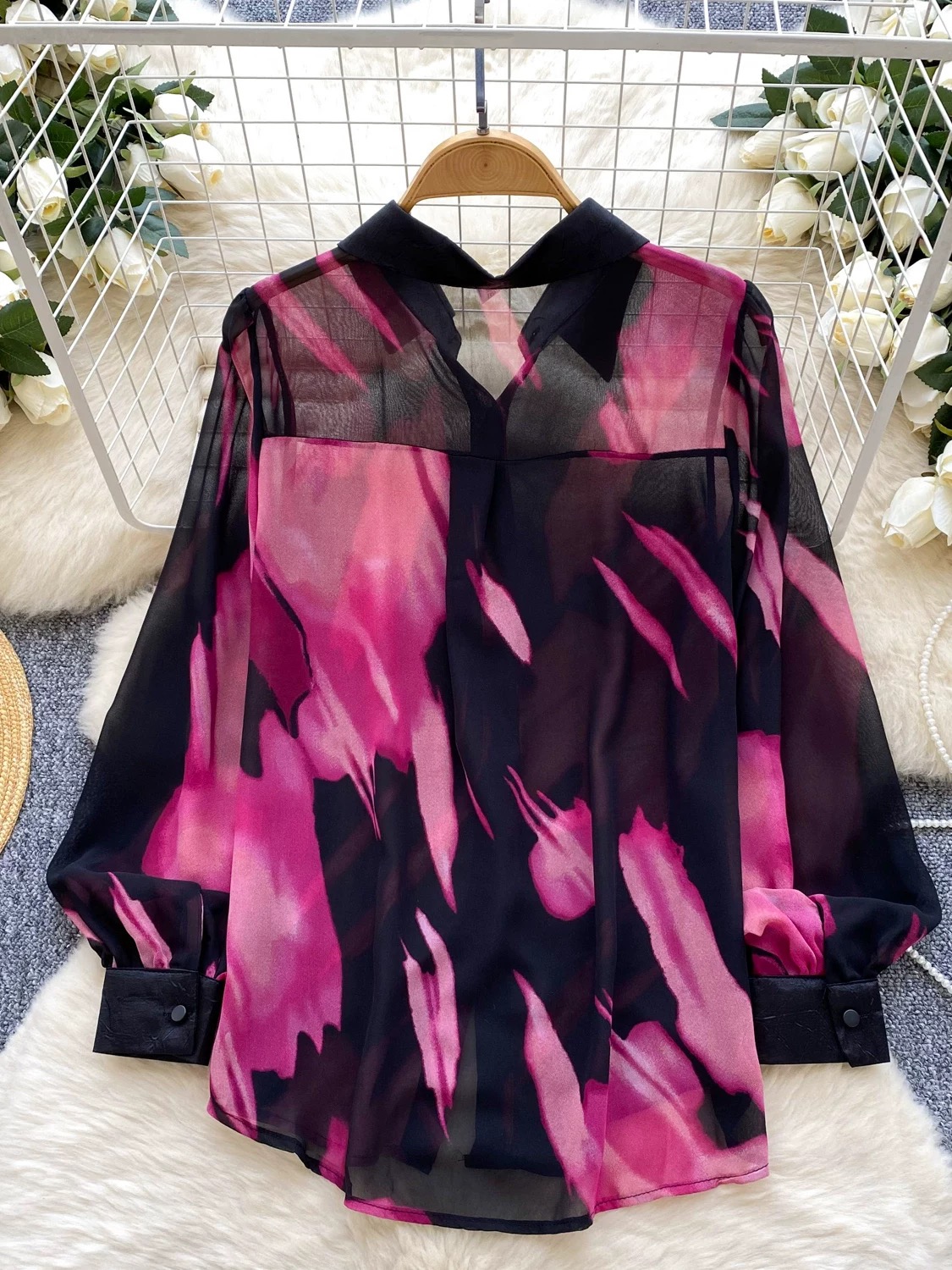 Fit for a queen shirt SH172 image