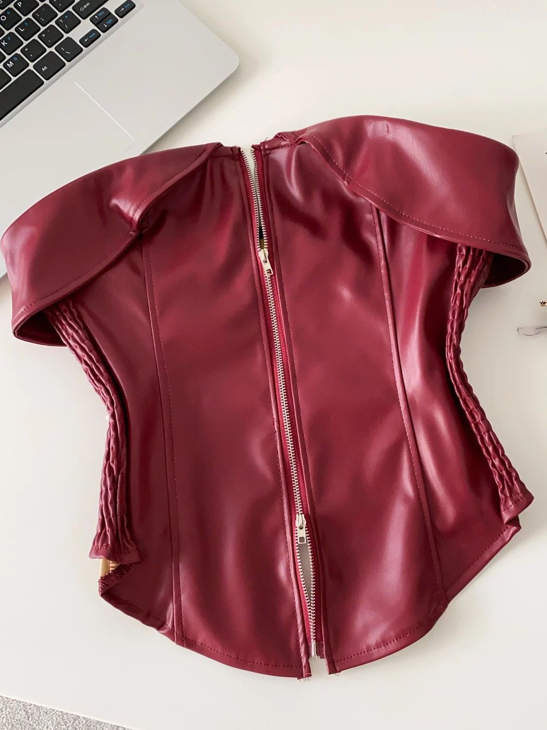 Hourglass dreams leather corset CS202 image