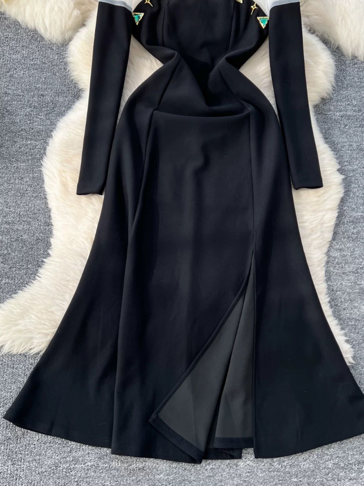 Queen vibes dress FD1212 image